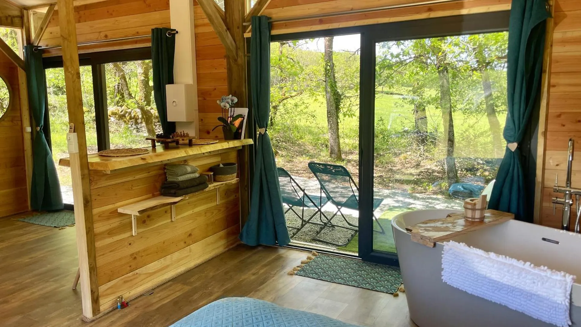 Chalet Dalo Cosy Spa Prive Roussayrolles France